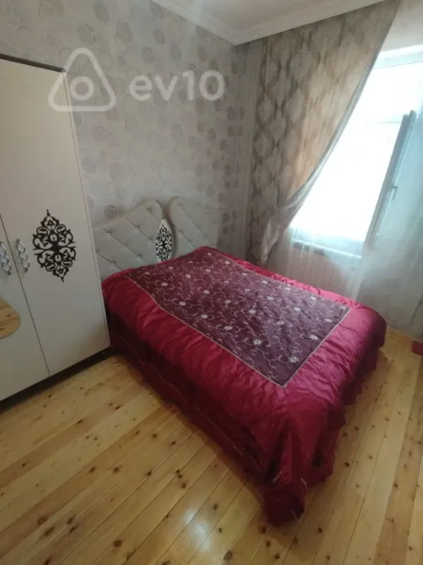 Kirayə verilir 2 otaqlı həyət evi 55 m²