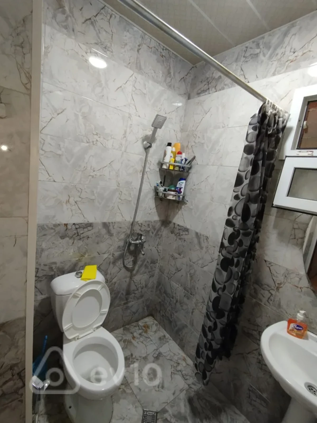 Kirayə verilir 2 otaqlı həyət evi 55 m²