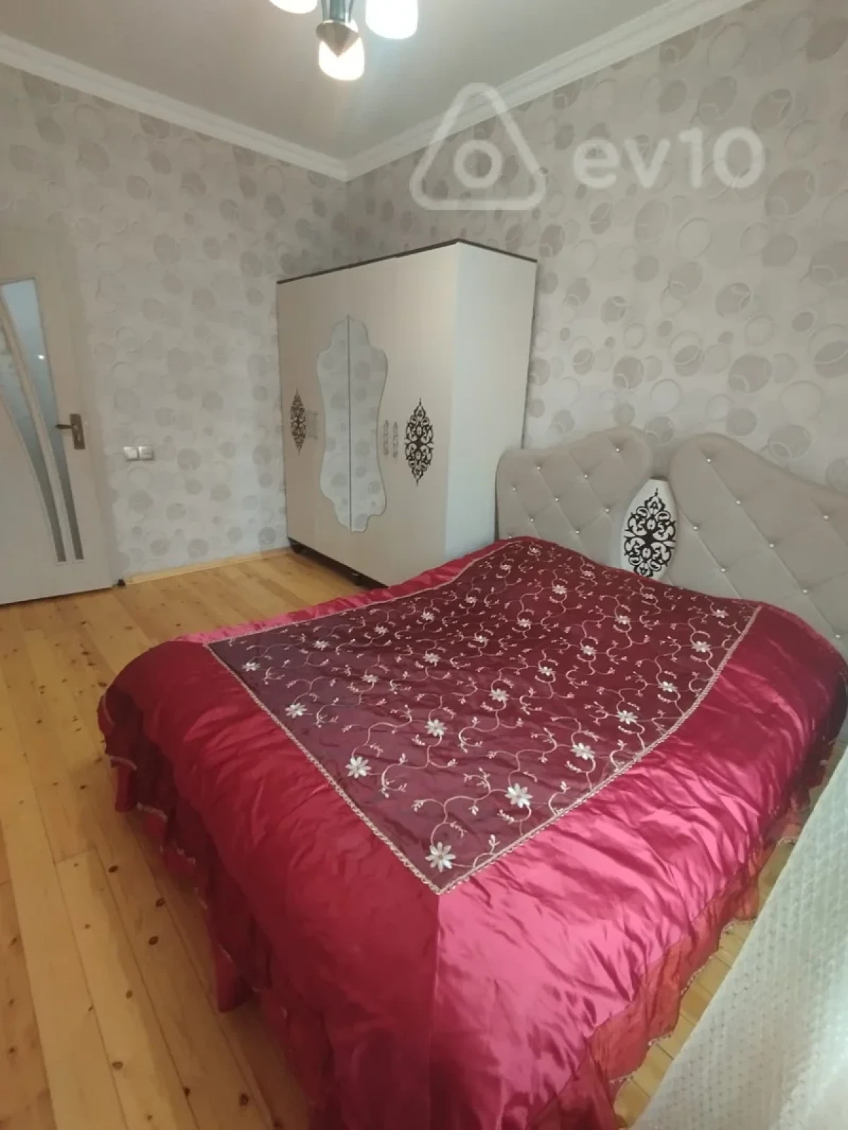 Kirayə verilir 2 otaqlı həyət evi 55 m²