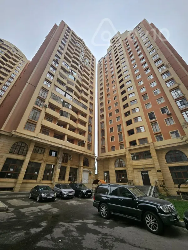 Satılır 4 otaqlı yeni tikili 147 m²