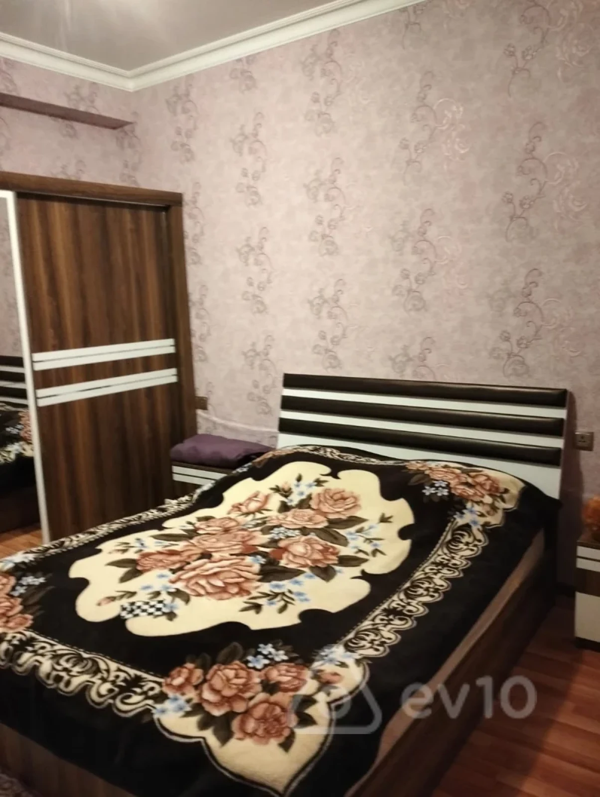 Kirayə verilir 3 otaqlı yeni tikili 80 m²