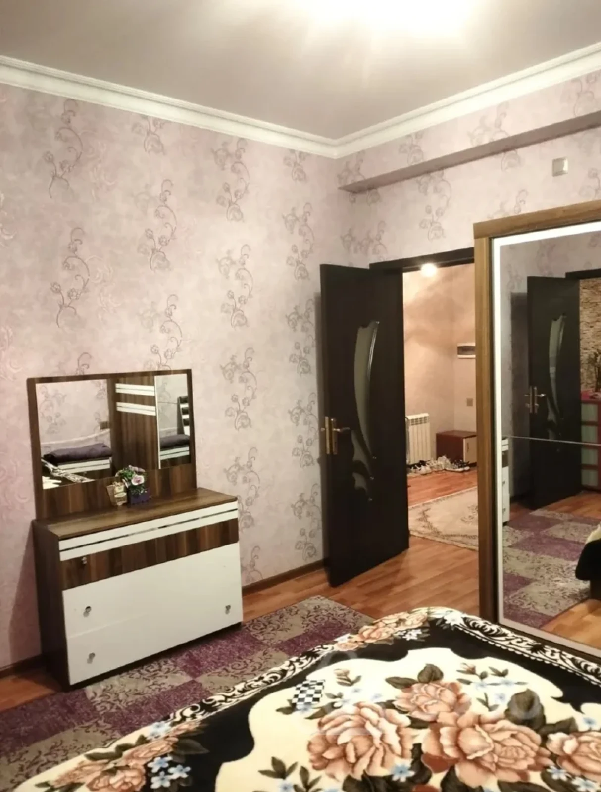 Kirayə verilir 3 otaqlı yeni tikili 80 m²