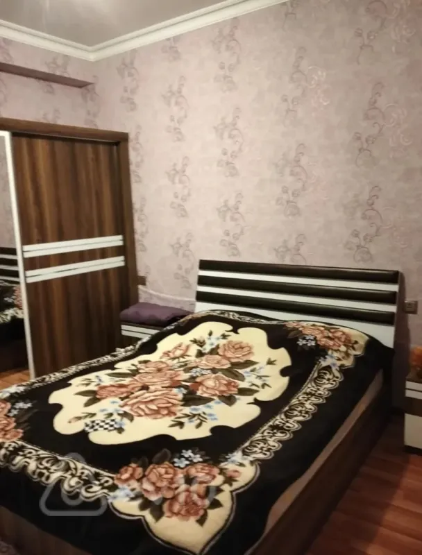 Kirayə verilir 3 otaqlı yeni tikili 80 m²