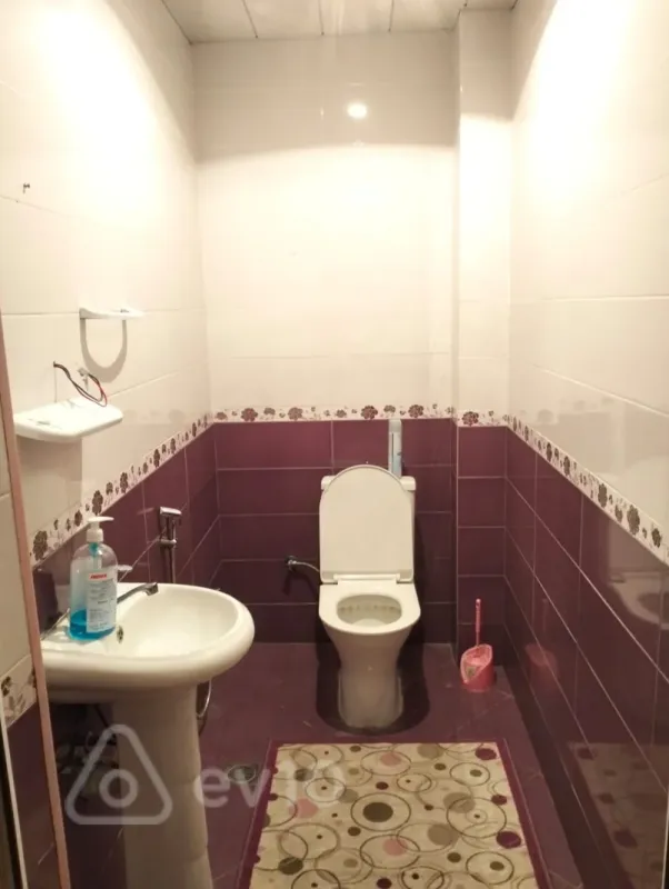 Kirayə verilir 3 otaqlı yeni tikili 80 m²