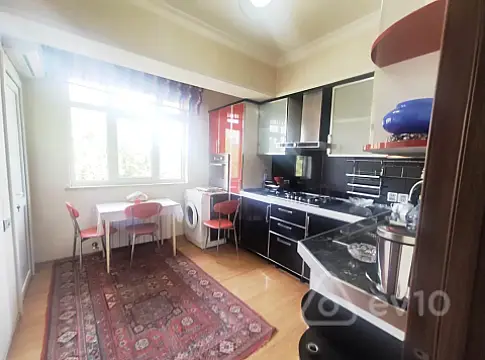 Satılır 5 otaqlı köhnə tikili 125 m²