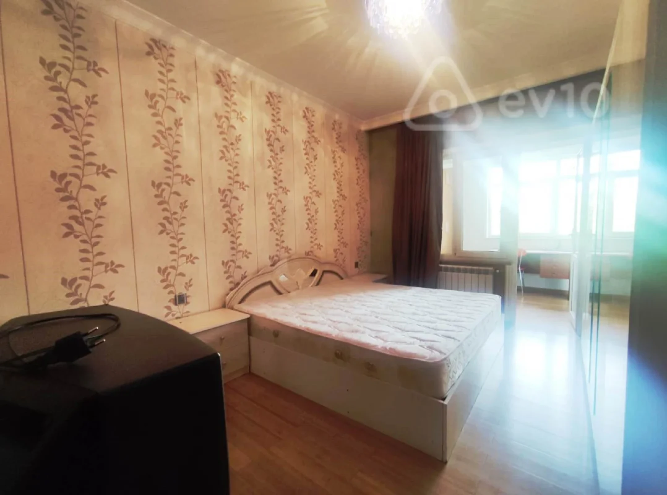 Satılır 5 otaqlı köhnə tikili 125 m²