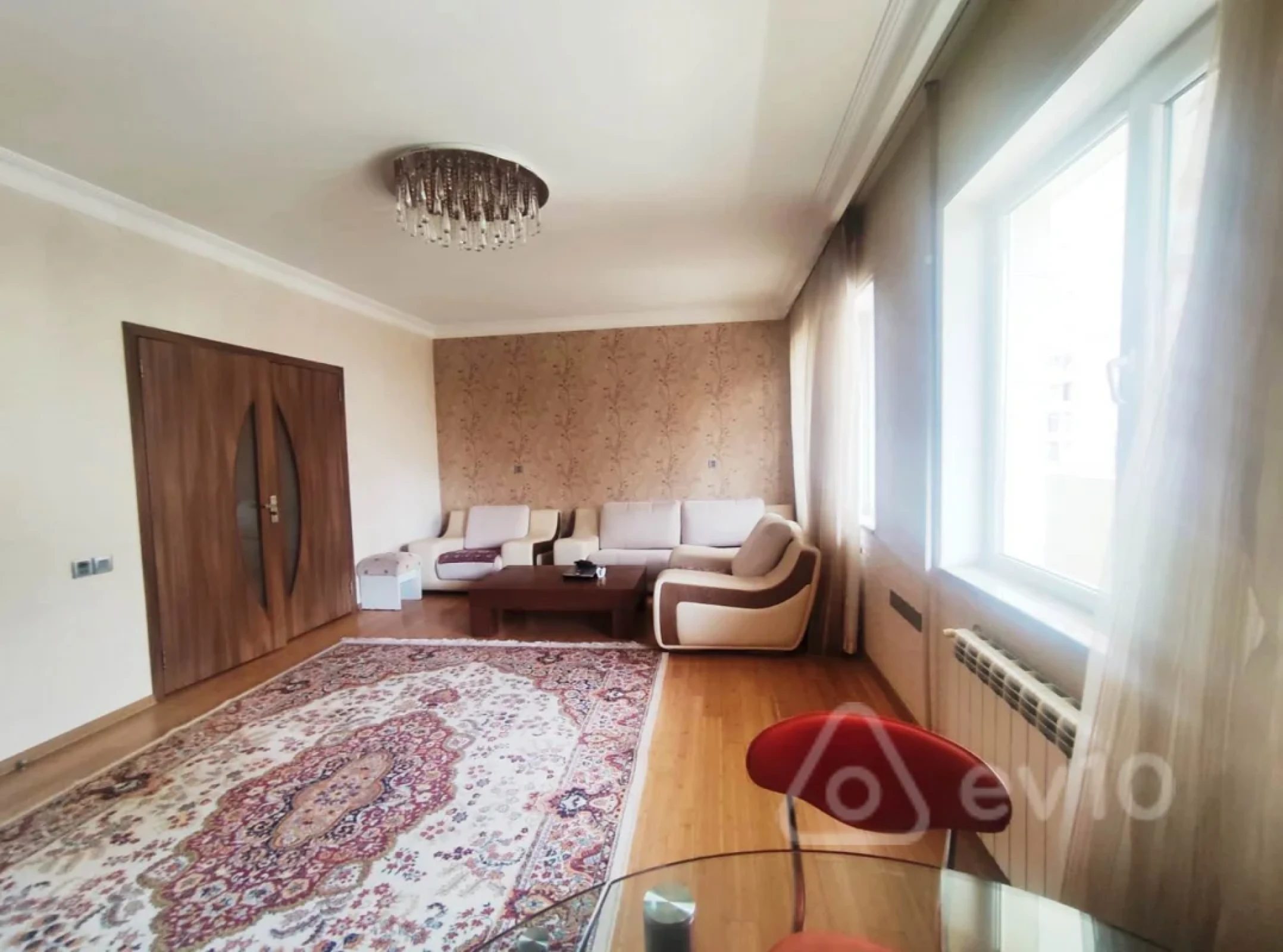 Satılır 5 otaqlı köhnə tikili 125 m²
