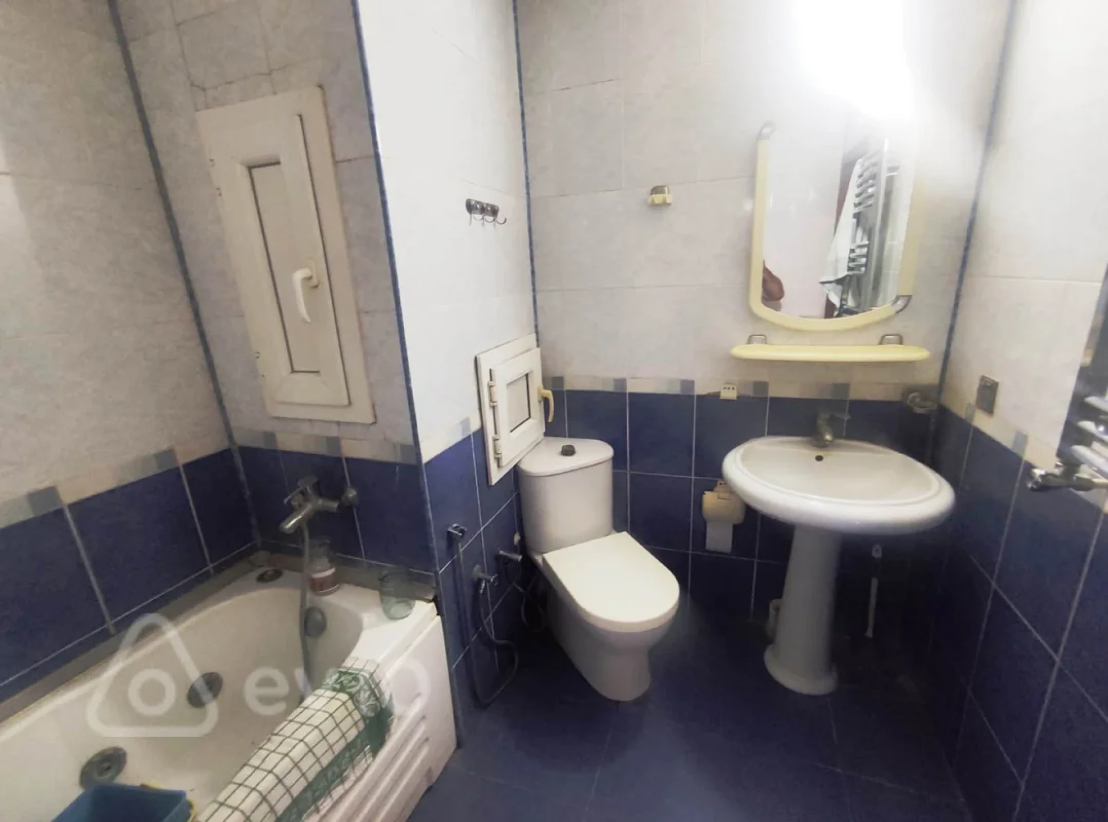 Satılır 5 otaqlı köhnə tikili 125 m²