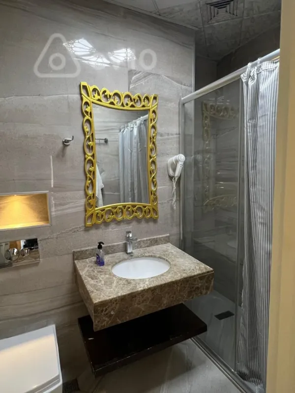 Kirayə verilir 4 otaqlı yeni tikili 181 m²