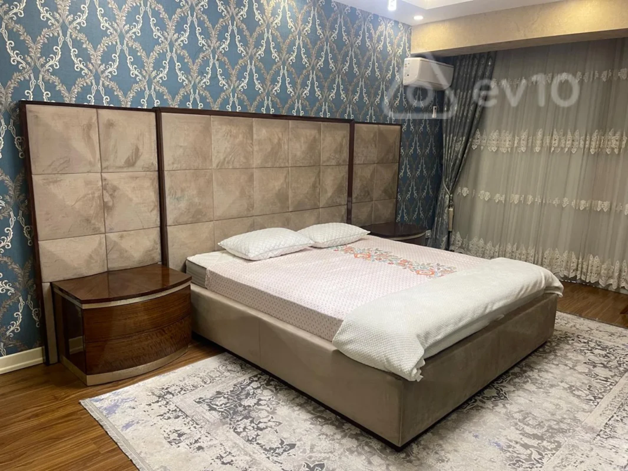 Kirayə verilir 4 otaqlı yeni tikili 181 m²