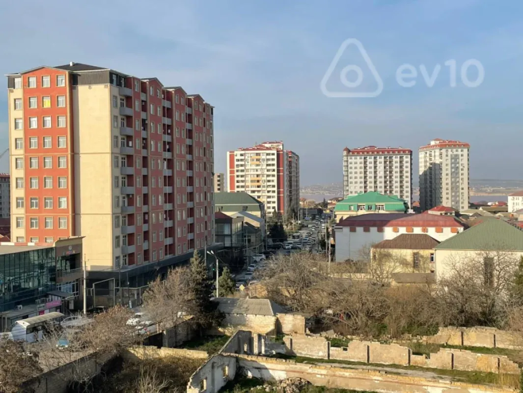 Satılır 3 otaqlı yeni tikili 83 m²