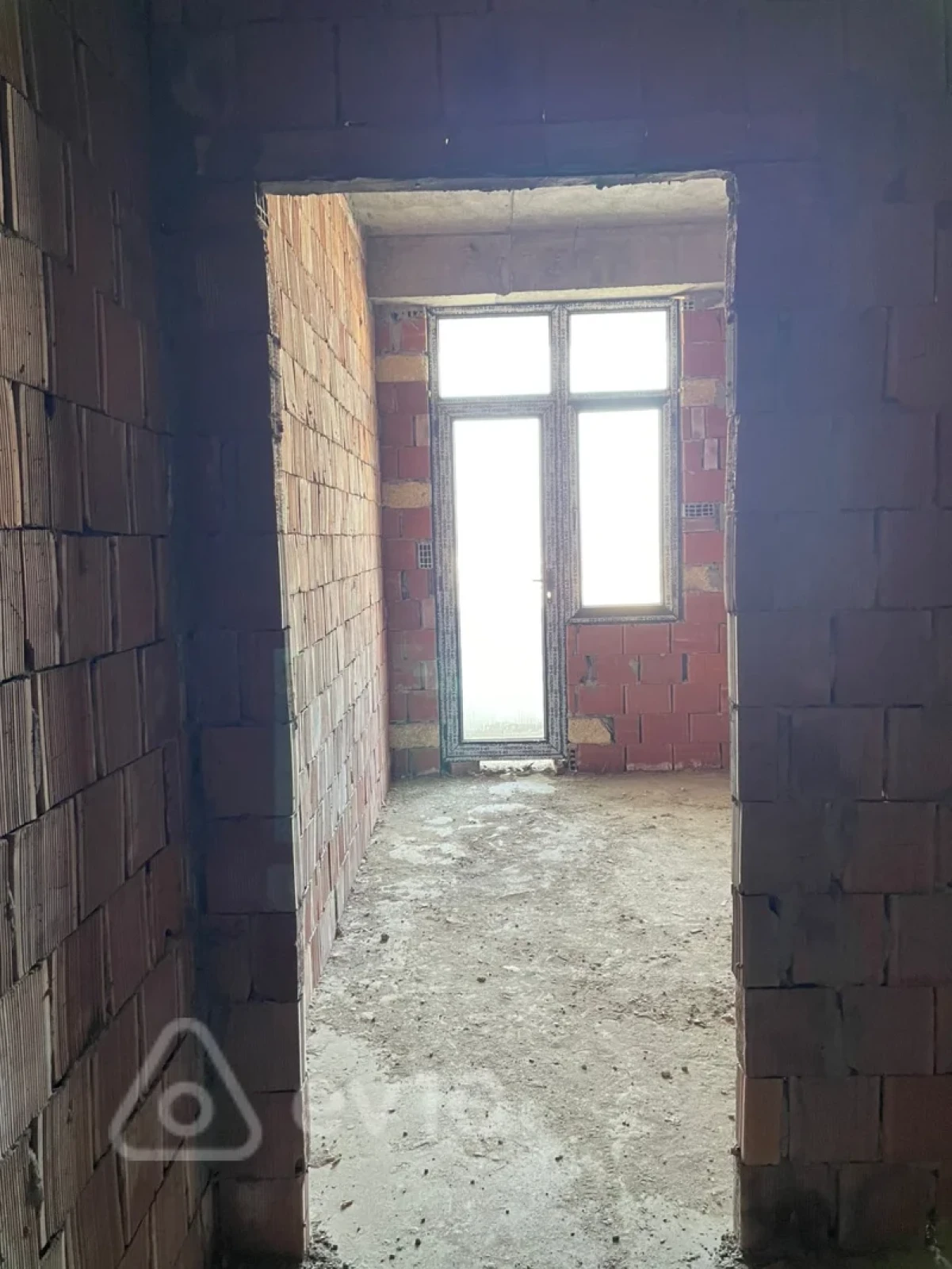 Satılır 3 otaqlı yeni tikili 83 m²