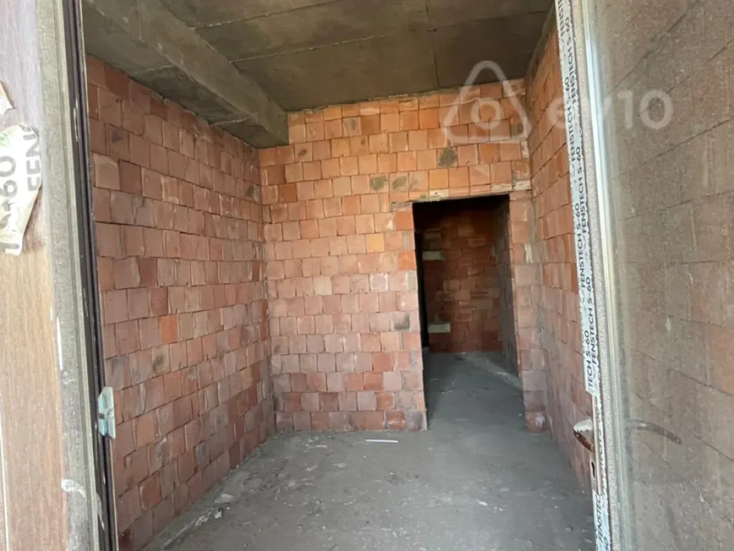 Satılır 3 otaqlı yeni tikili 83 m²