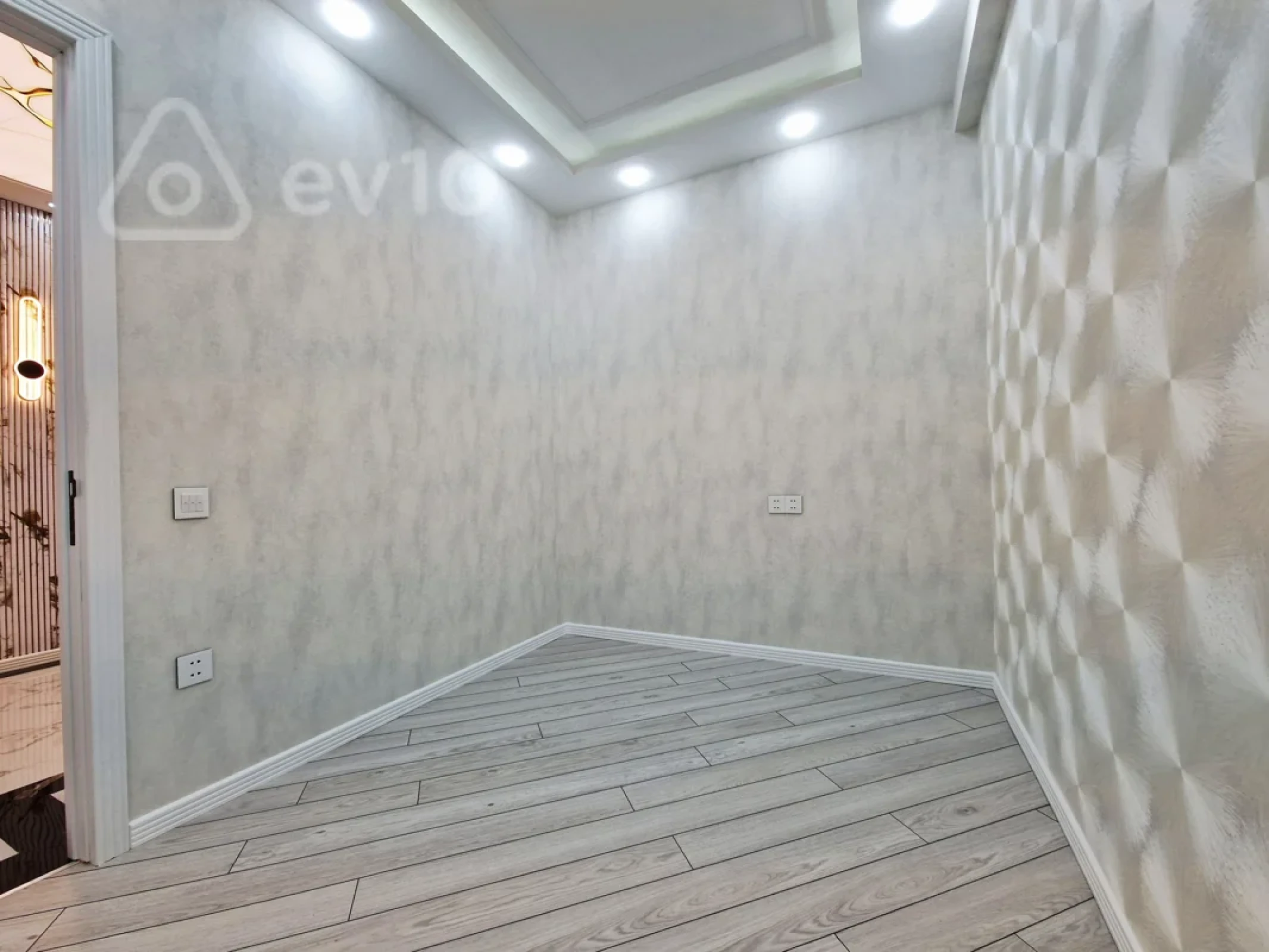 Satılır 3 otaqlı yeni tikili 95 m²