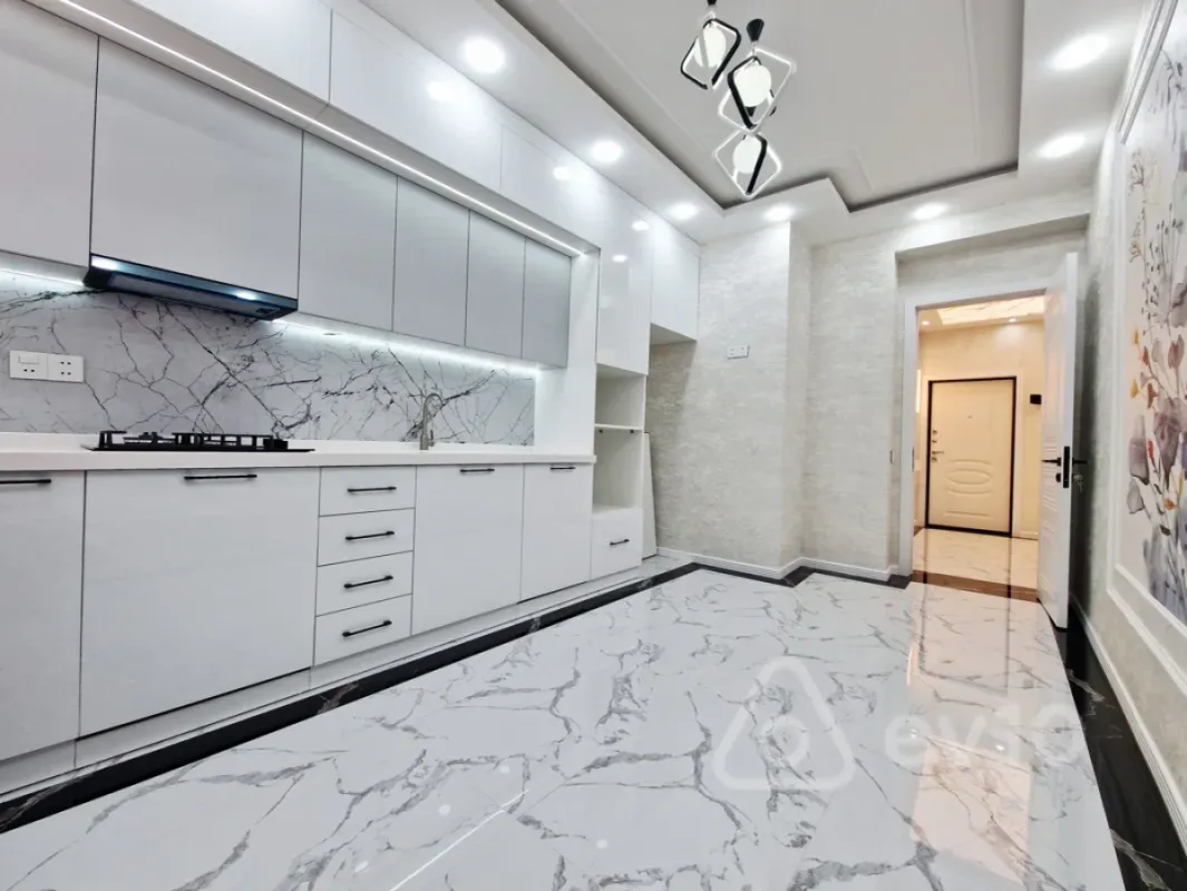 Satılır 3 otaqlı yeni tikili 95 m²