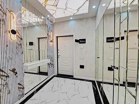 Satılır 3 otaqlı yeni tikili 95 m²