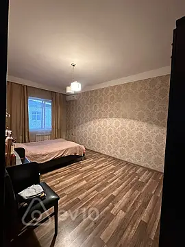 Kirayə verilir 2 otaqlı köhnə tikili 90 m²