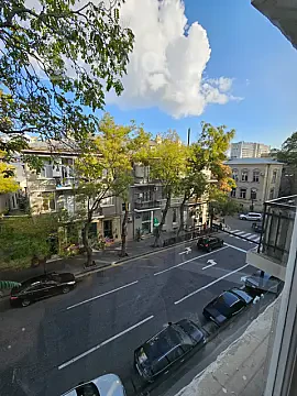 Kirayə verilir 2 otaqlı köhnə tikili 50 m² — Bakı, Səbail 2 otaq 50.00 m²