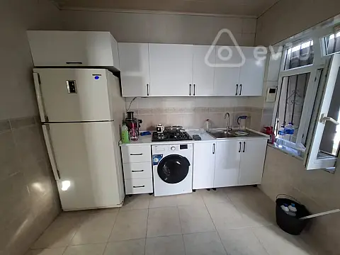 Kirayə verilir 3 otaqlı həyət evi 90 m²