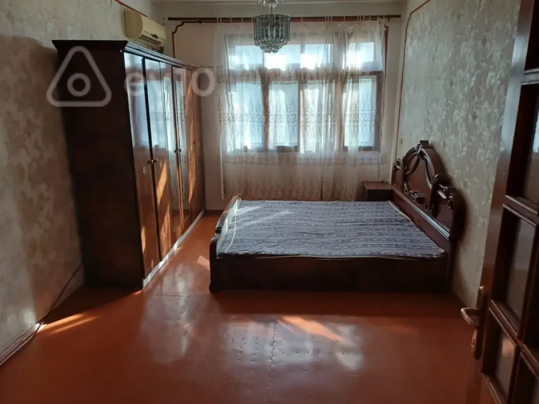 Kirayə verilir 2 otaqlı yeni tikili 100 m²