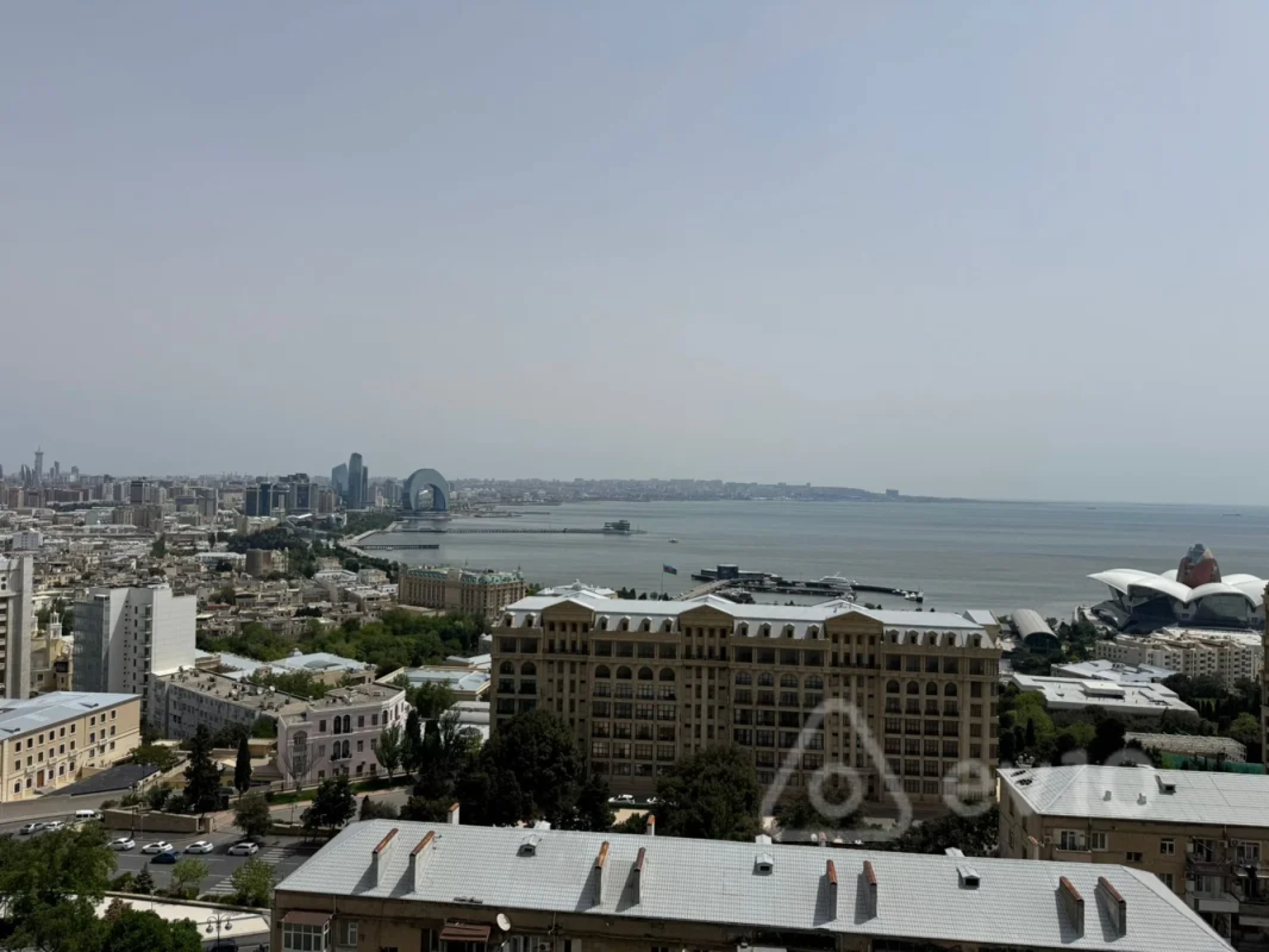 Satılır 4 otaqlı yeni tikili 214 m²