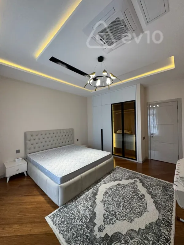 Satılır 4 otaqlı yeni tikili 214 m²