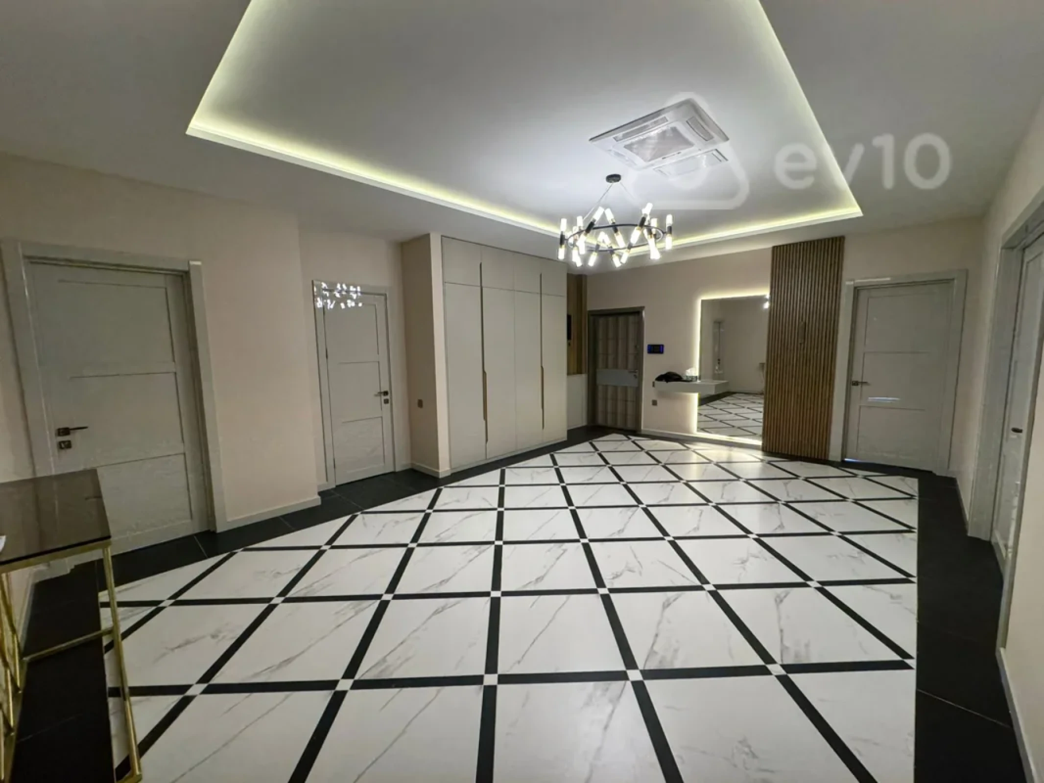 Satılır 4 otaqlı yeni tikili 214 m²