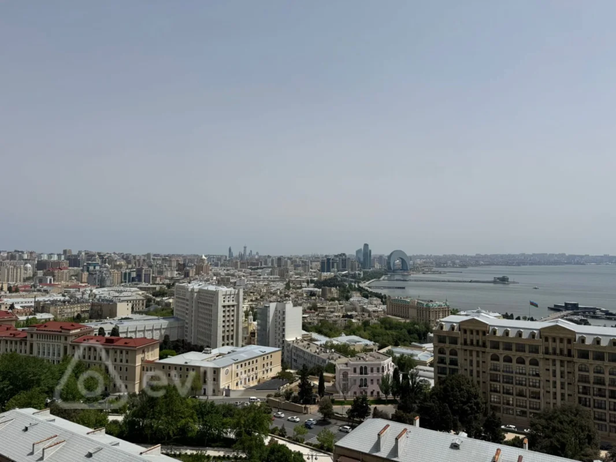 Satılır 4 otaqlı yeni tikili 214 m²