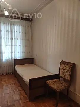 Kirayə verilir 4 otaqlı köhnə tikili 90 m² — Bakı, Nərimanov 4 otaq 90.00 m²