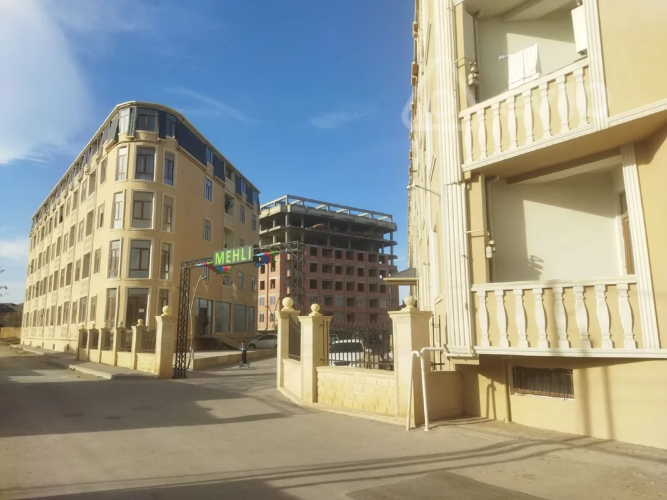 Satılır 2 otaqlı yeni tikili 50 m²