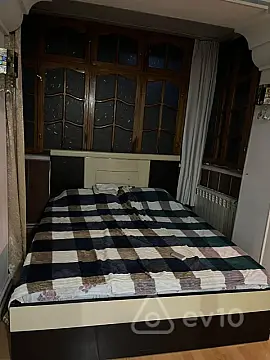 Kirayə verilir 2 otaqlı köhnə tikili 70 m²