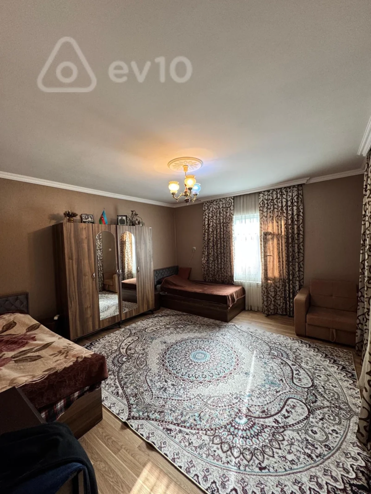 Satılır 4 otaqlı həyət evi 120 m²