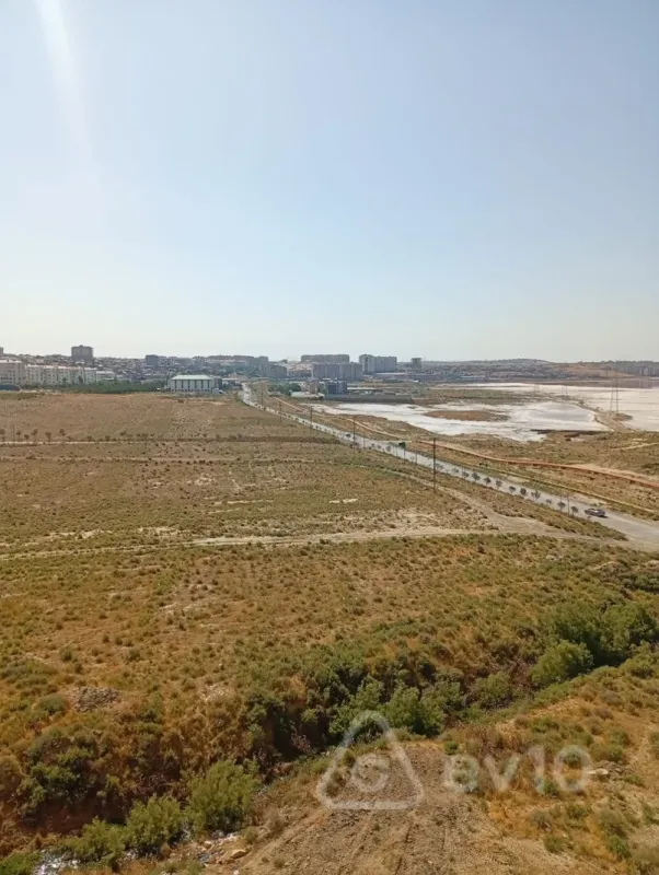 Satılır 1 otaqlı yeni tikili 42 m²