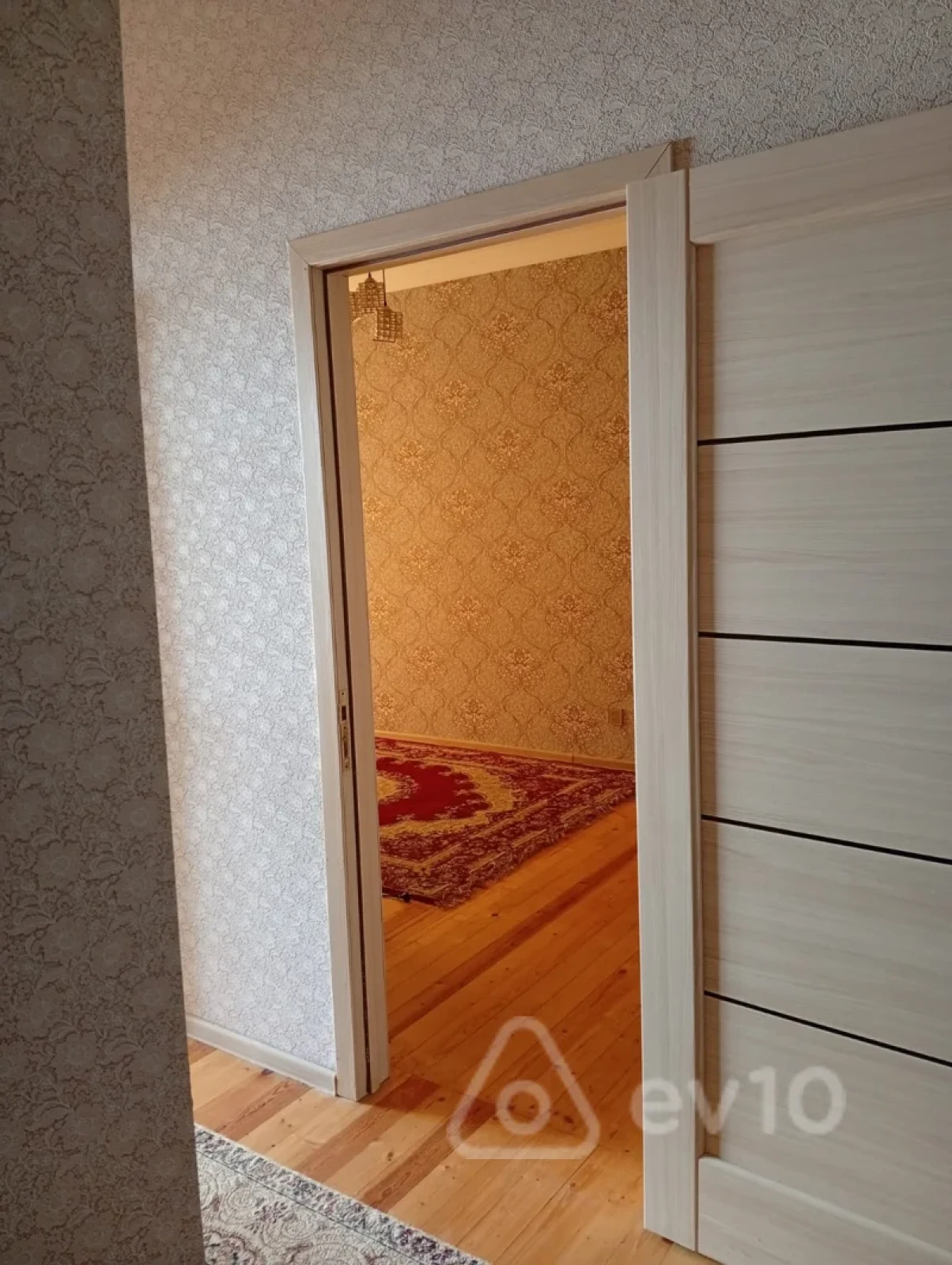 Satılır 1 otaqlı yeni tikili 42 m²