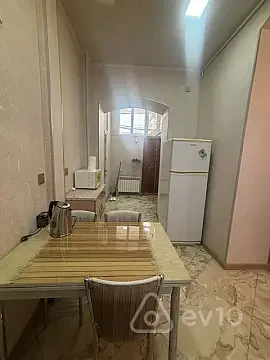 Kirayə verilir 3 otaqlı köhnə tikili 70 m² — Bakı, Səbail 3 otaq 70.00 m²