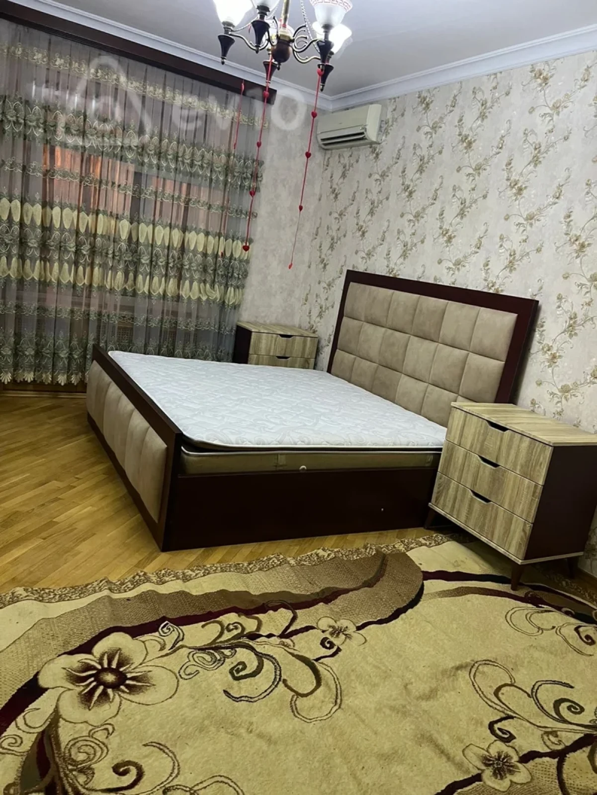 Kirayə verilir 3 otaqlı köhnə tikili 90 m²