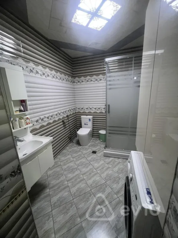Satılır 2 otaqlı yeni tikili 75 m²