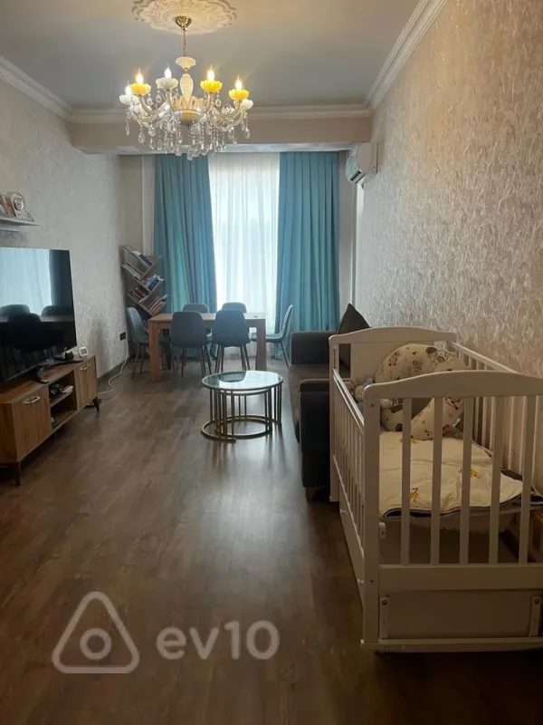 Satılır 2 otaqlı yeni tikili 75 m²