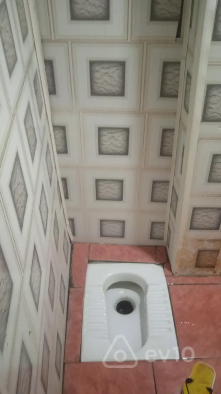 Kirayə verilir 1 otaqlı həyət evi 25 m²