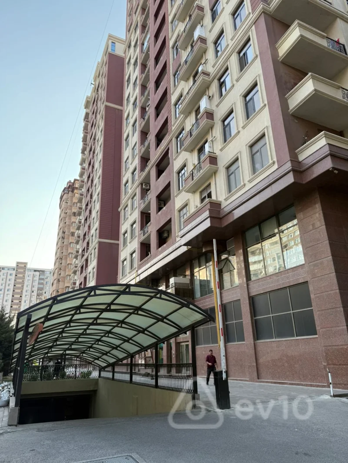 Satılır 3 otaqlı yeni tikili 149 m²