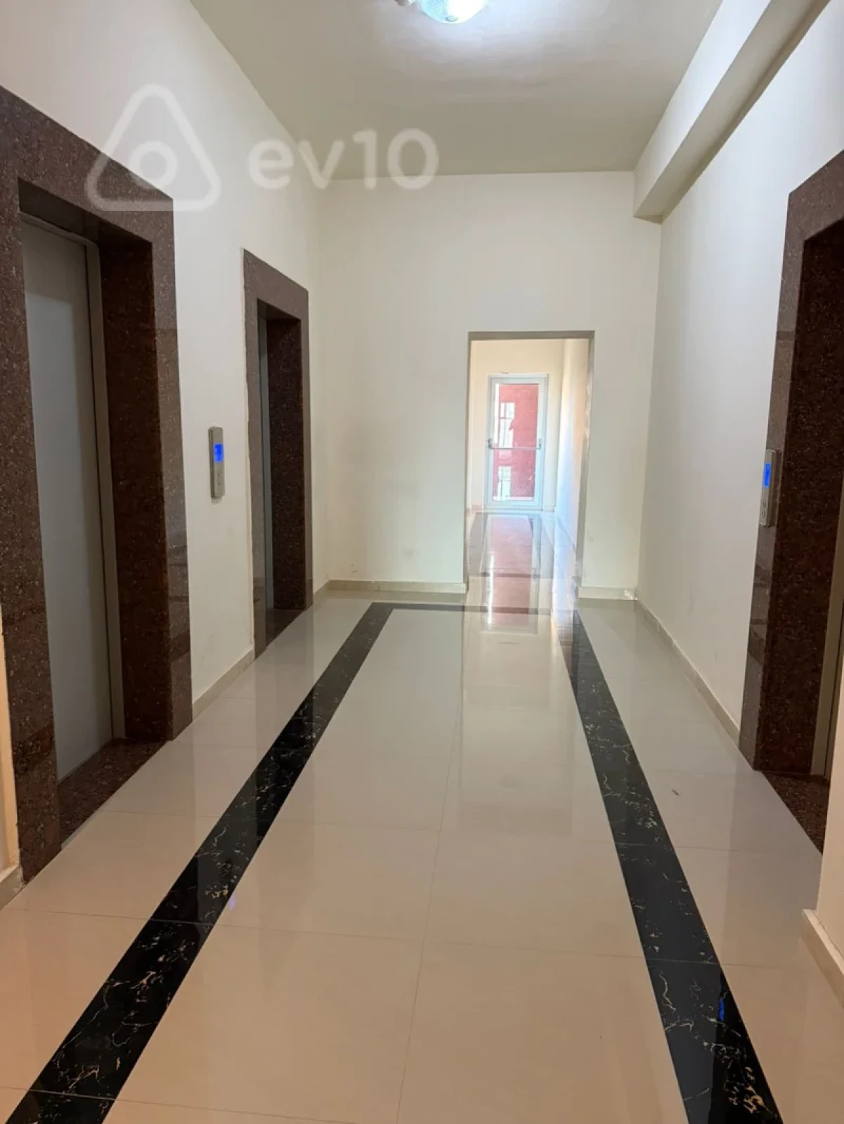 Satılır 3 otaqlı yeni tikili 149 m²