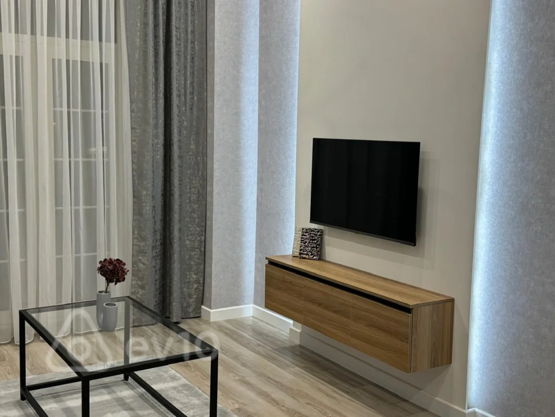 Kirayə verilir 3 otaqlı yeni tikili 75 m²