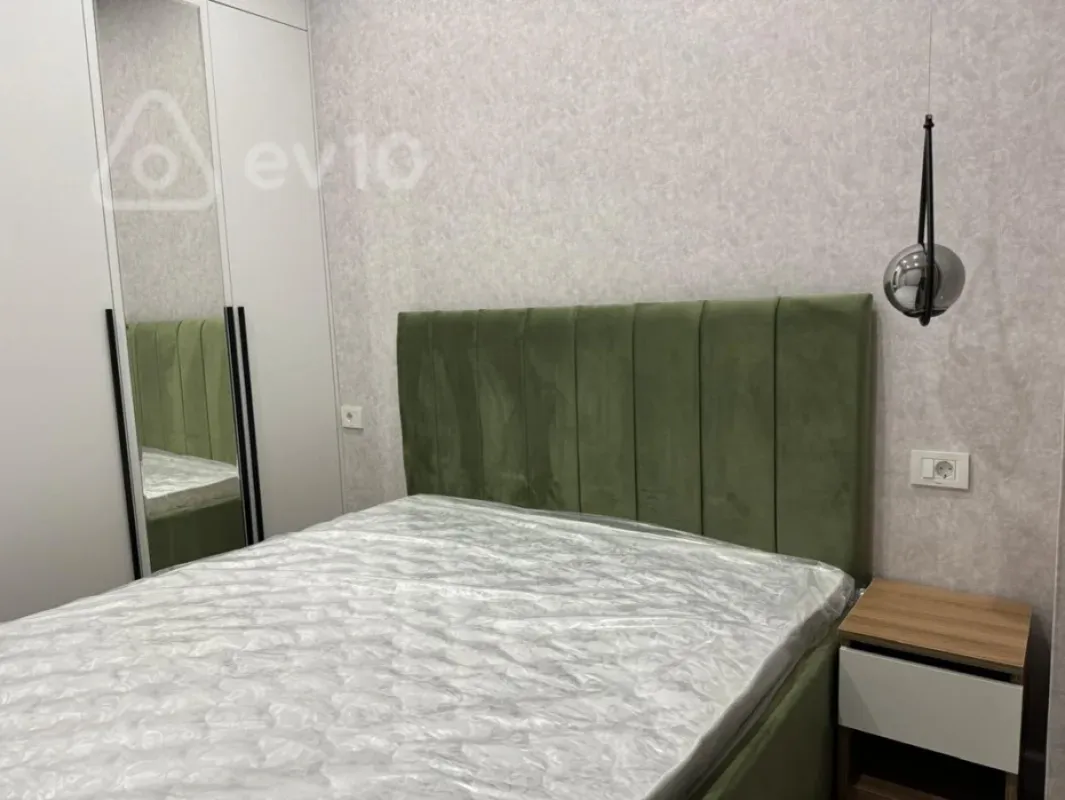 Kirayə verilir 3 otaqlı yeni tikili 75 m²