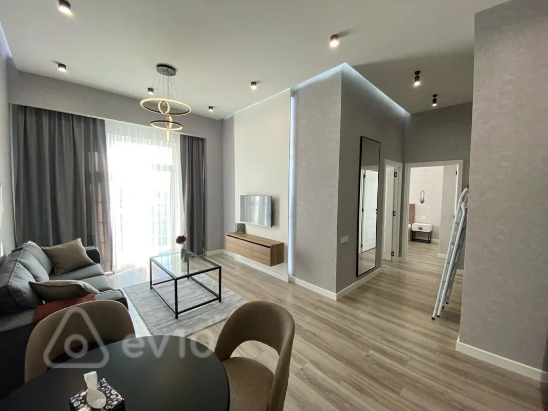 Kirayə verilir 3 otaqlı yeni tikili 75 m²