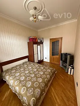 Kirayə verilir 4 otaqlı köhnə tikili 120 m² — Bakı, Nəsimi 4 otaq 120.00 m²