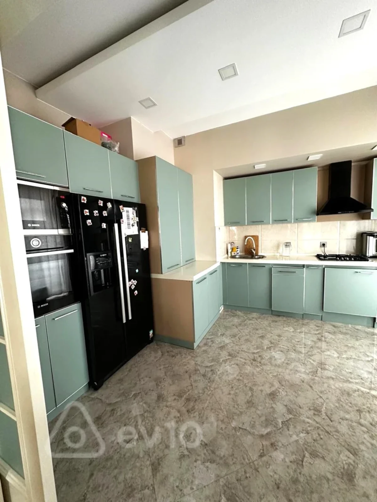 Satılır 3 otaqlı yeni tikili 110 m²