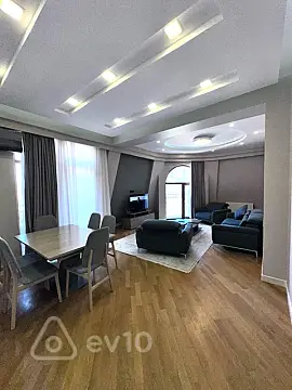 Satılır 3 otaqlı yeni tikili 110 m²