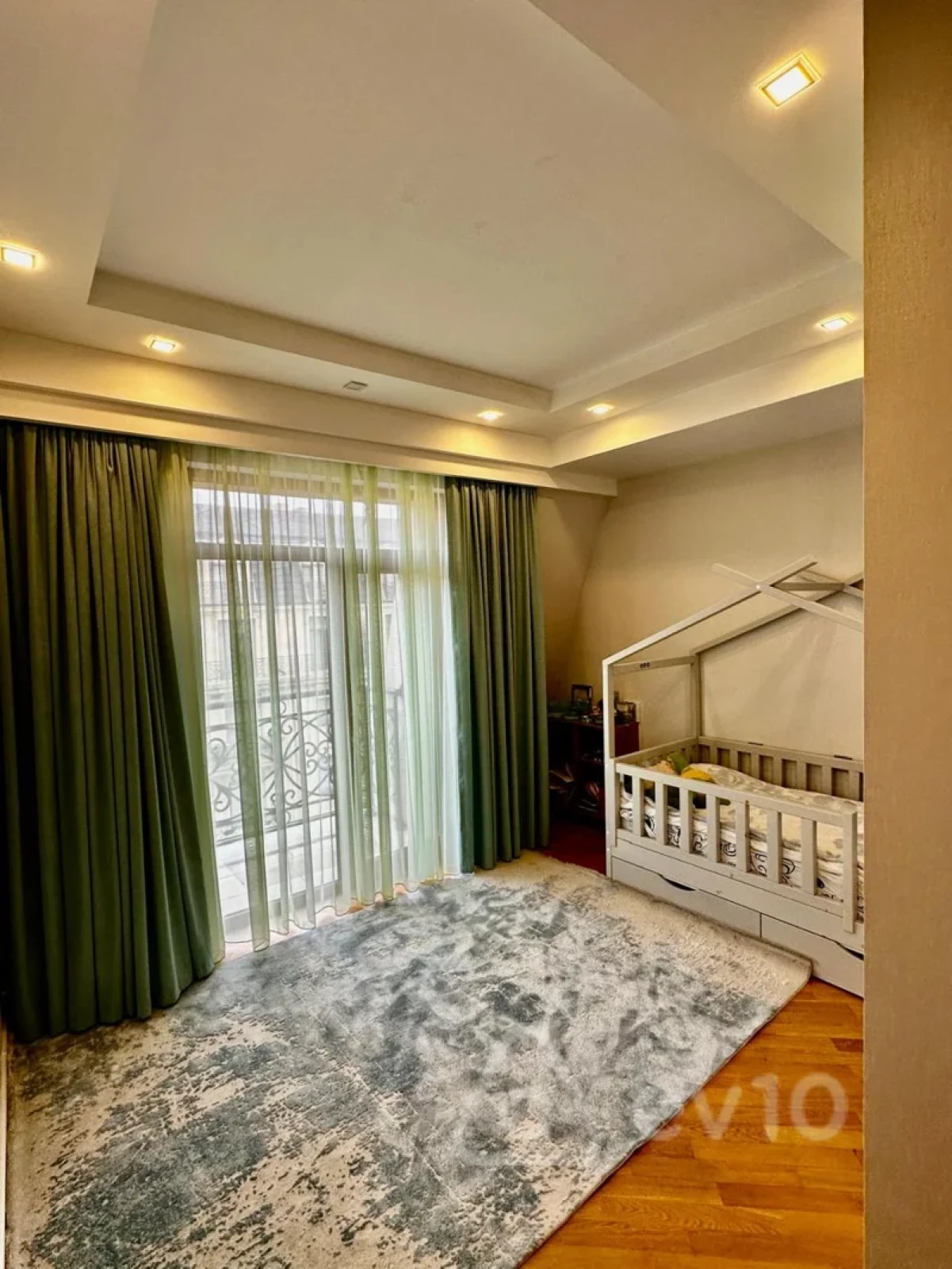 Satılır 3 otaqlı yeni tikili 110 m²