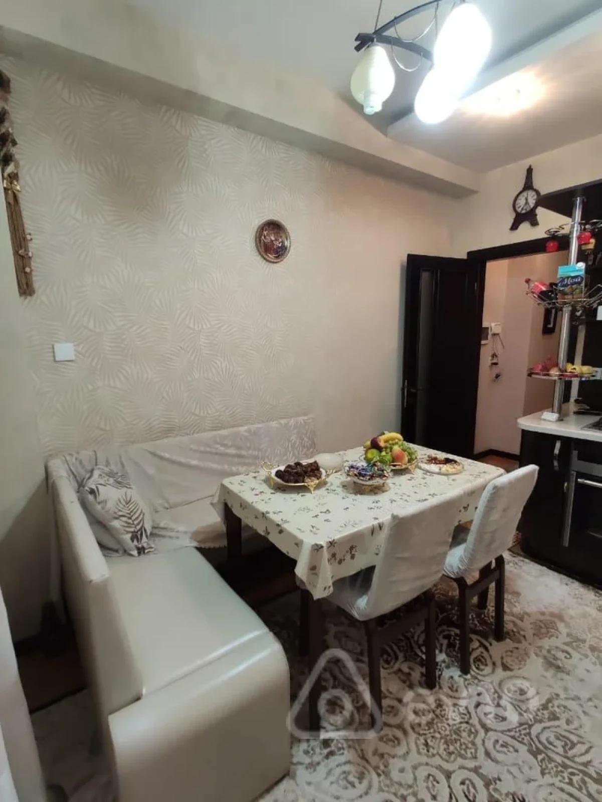 Satılır 3 otaqlı yeni tikili 115 m²