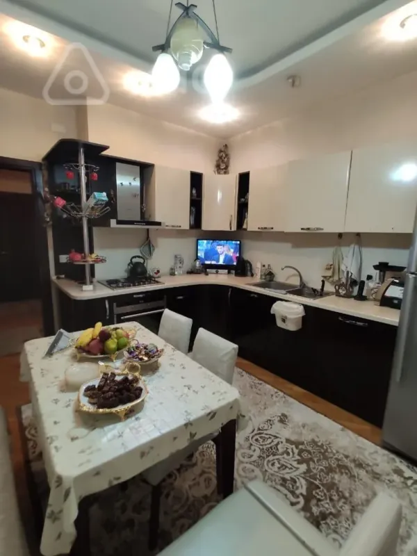 Satılır 3 otaqlı yeni tikili 115 m²